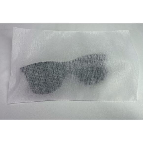 Pack of 100 White Anti-Scratch Pouches - 5" x 8" Tear-Resistant Bags - Picture 3 of 4